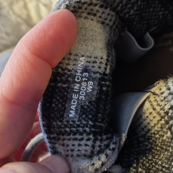 Toms Women's 9 Grey Microfiber Wedge Ankle Boots - Picture 5 of 9